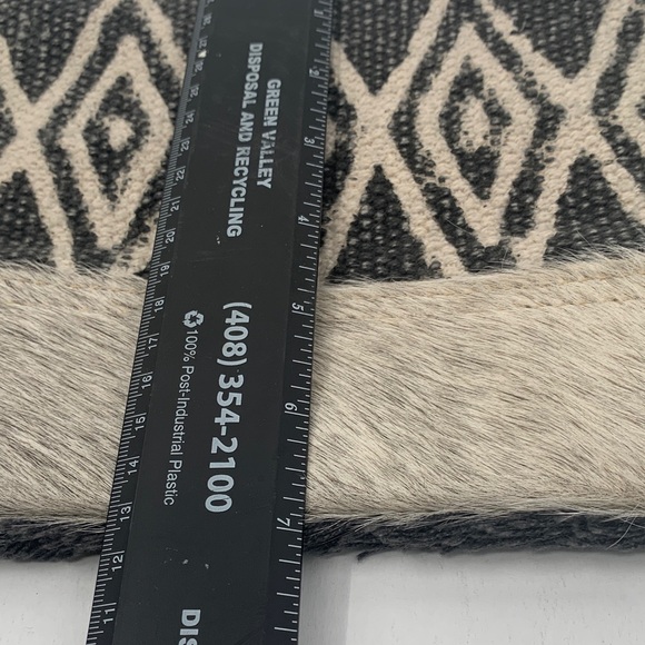 Myra Bag Black and Cream Geometric Wristlet - Picture 5 of 7